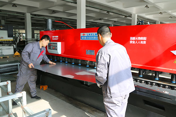 Sheet metal production line